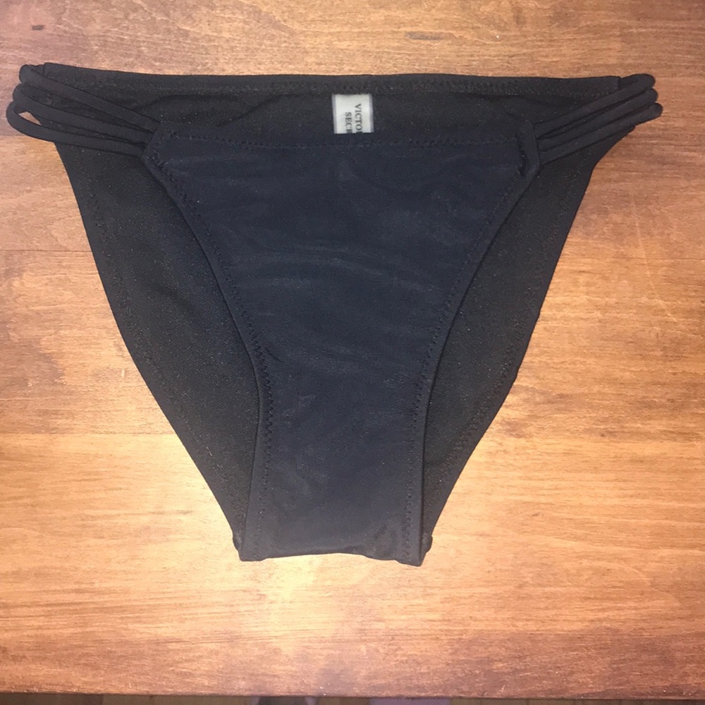New Victoria’s Secret Black swim bottoms